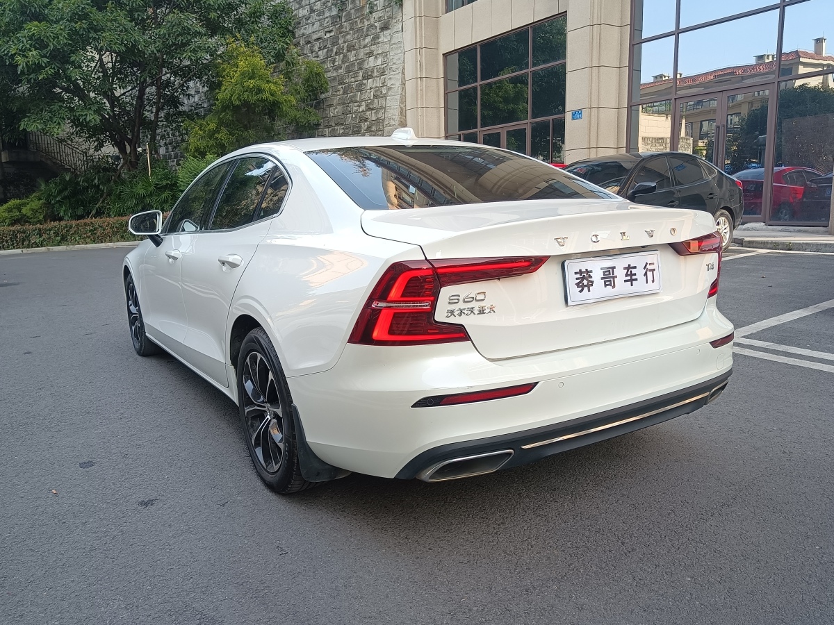 沃爾沃 S60  2017款 L 2.0T T4 智遠(yuǎn)版圖片