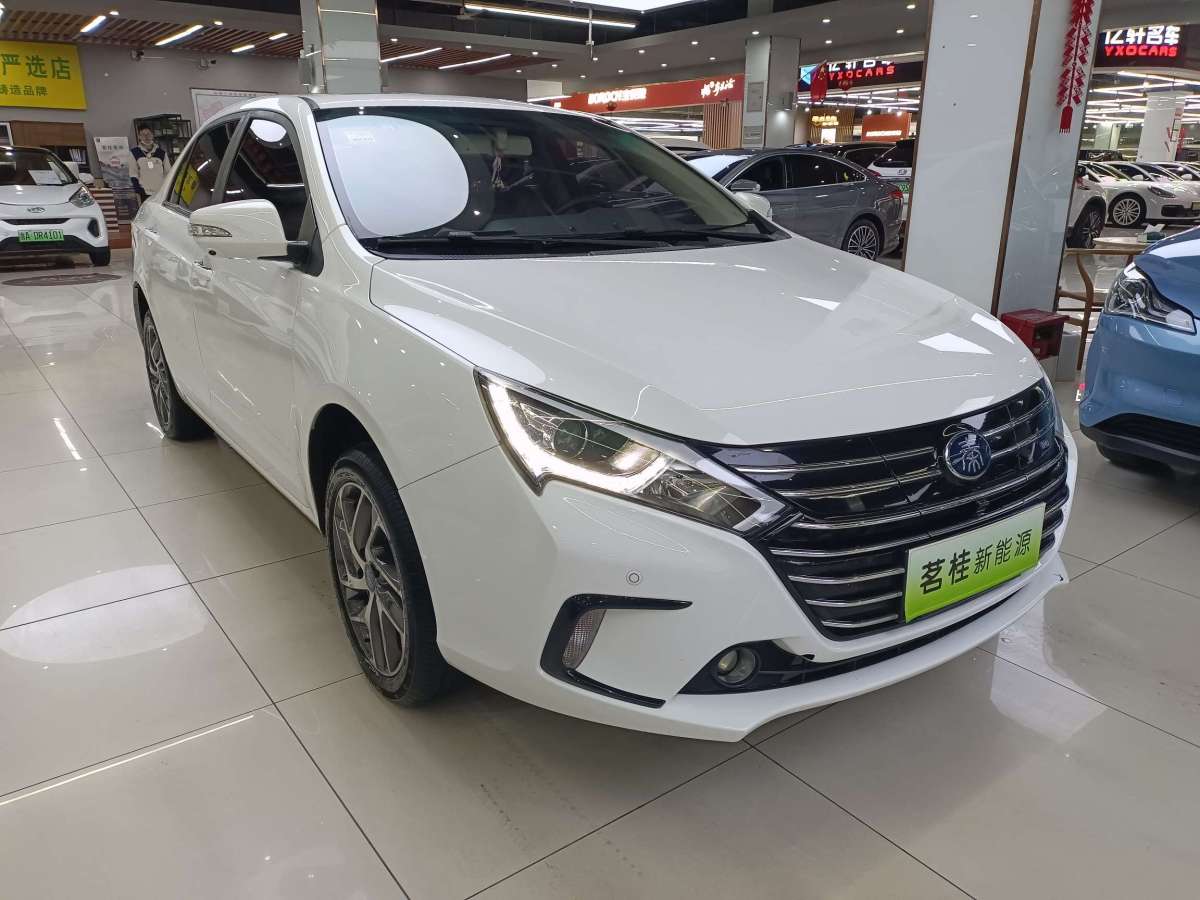 比亚迪 秦  2018款 秦ev450 智联锋尚型图片