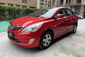 瑞納 現(xiàn)代 三廂 1.4L 自動時尚型GT