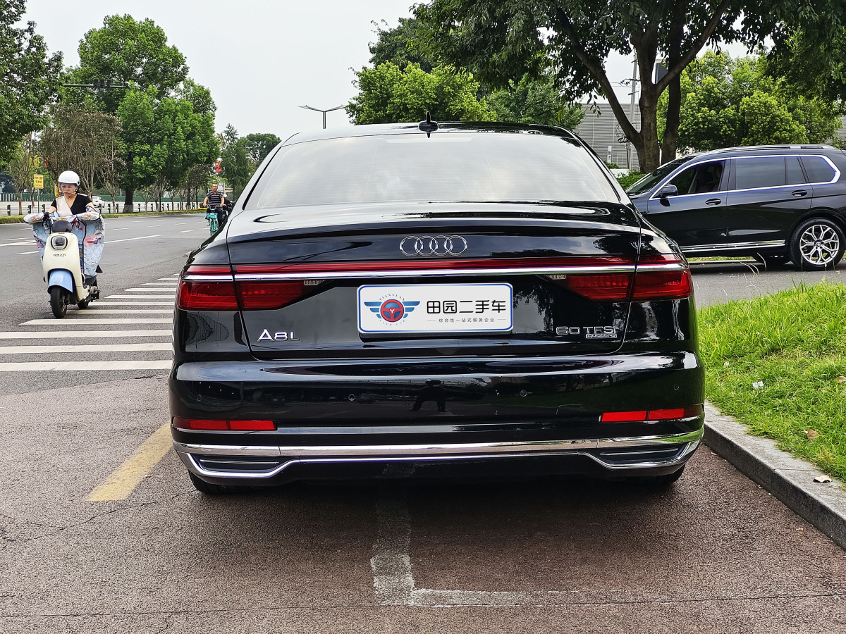 2019年1月奧迪 奧迪A8  2018款 A8L 55 TFSI quattro投放版精英型