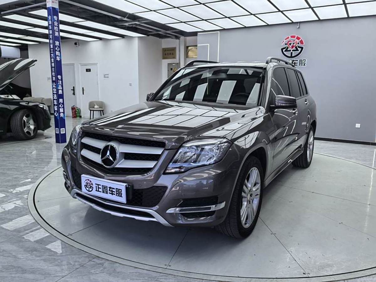 2013年8月奔馳 奔馳GLK級(jí)  2013款 GLK 300 4MATIC 動(dòng)感型