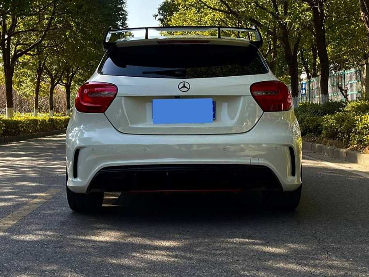 奔馳 奔馳A級AMG  2014款 AMG A 45 4MATIC圖片