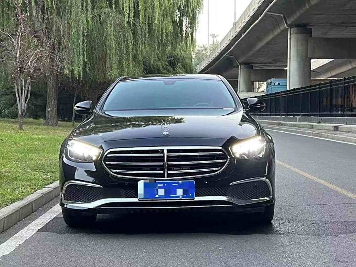 奔馳 奔馳E級  2021款 改款 E 300 L 豪華型圖片