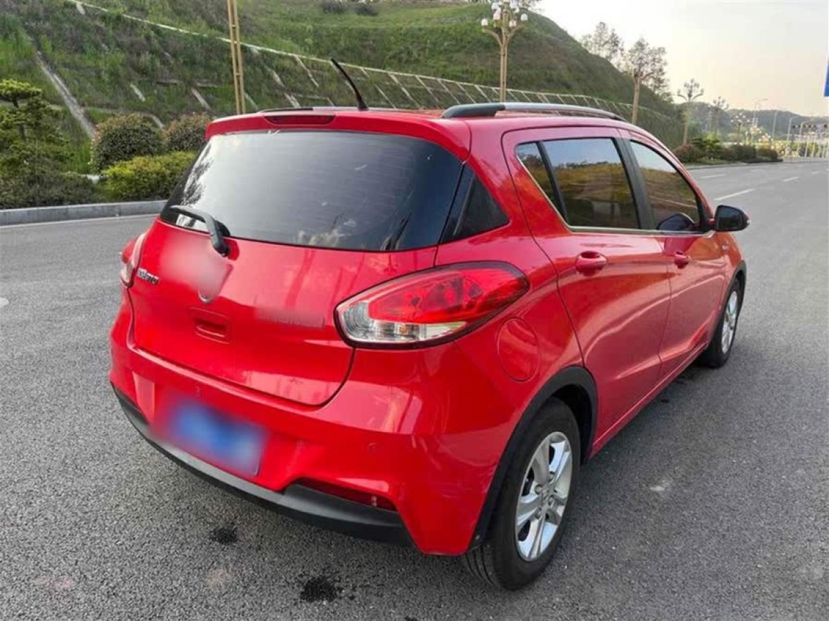 寶駿 310  2017款 1.5L 手動豪華型圖片