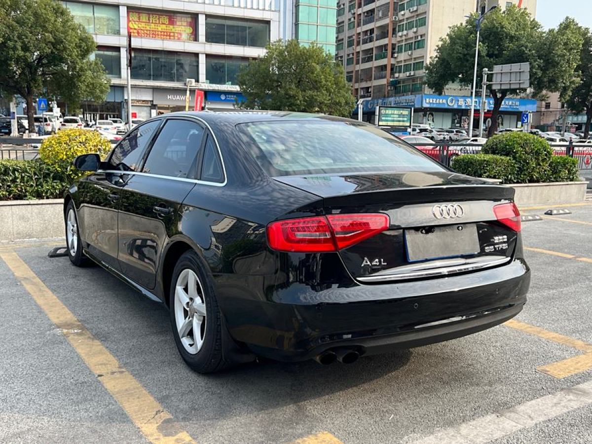 奧迪 奧迪A4L  2013款 35 TFSI 自動(dòng)標(biāo)準(zhǔn)型圖片