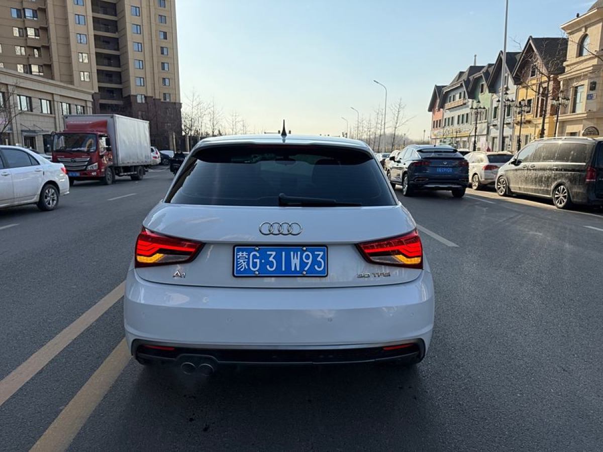 奧迪 奧迪A1  2016款 30 TFSI Sportback S Line運(yùn)動(dòng)版圖片