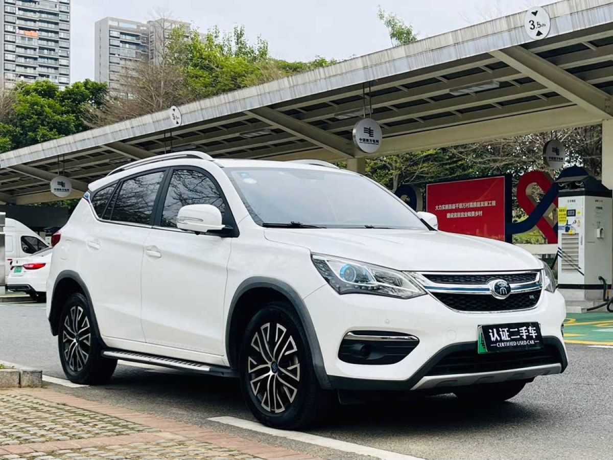 比亞迪 宋新能源  2017款 宋DM 1.5TID 全時(shí)四驅(qū)豪華型圖片