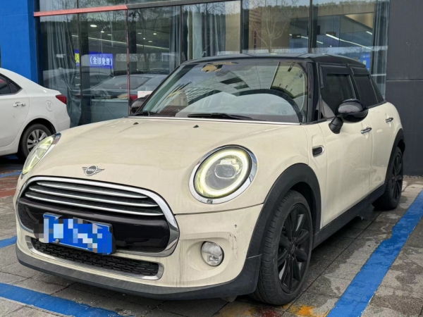 MINI MINI  2019款 1.5T COOPER 艺术家 五门版