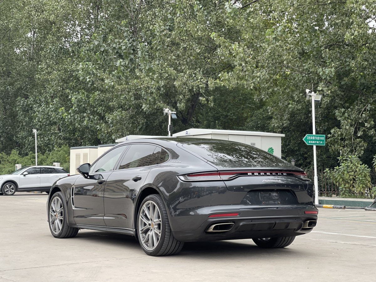 保時(shí)捷 Panamera  2022款 Panamera 4 行政加長版 2.9T圖片