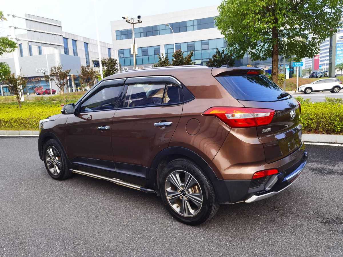 2017年6月現(xiàn)代 ix25  2015款 1.6L 自動兩驅(qū)智能型GLS