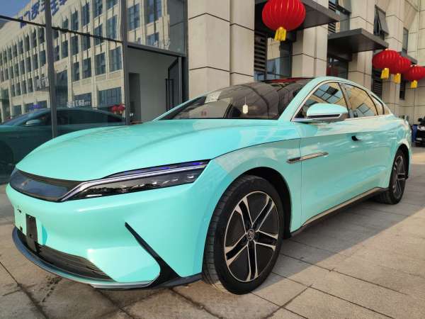 比亚迪 汉  2020款 EV 超长续航版尊贵型