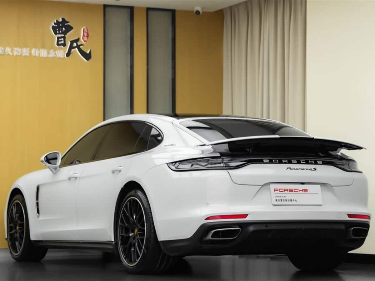 保時(shí)捷 Panamera  2023款 Panamera 行政加長版 2.9T圖片