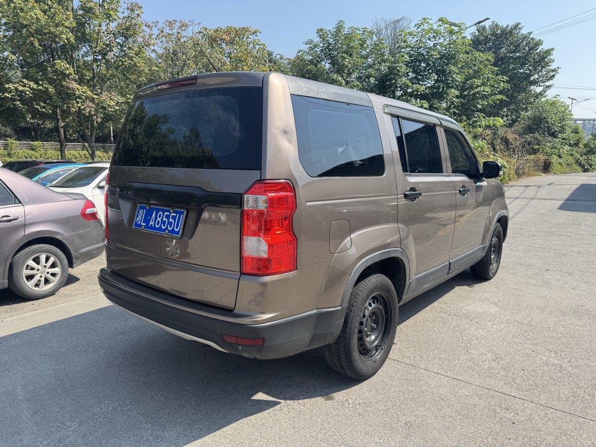 長(zhǎng)安歐尚 X70A  2020款 1.5L 手動(dòng)基本型圖片