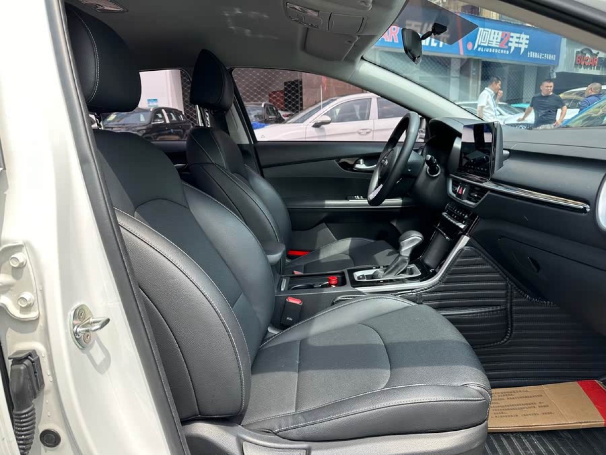 起亞 K3  2019款  1.5L CVT新銳版圖片
