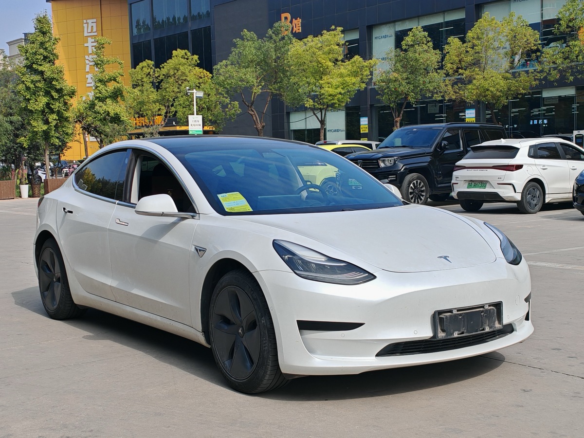 2020年9月特斯拉 Model 3  2019款 標(biāo)準(zhǔn)續(xù)航后驅(qū)升級版