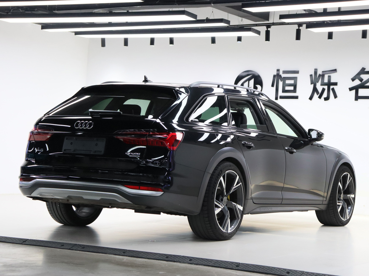 2021年4月奧迪 奧迪A6  2020款 Allroad 探索家 55 TFSI 尊享越野型