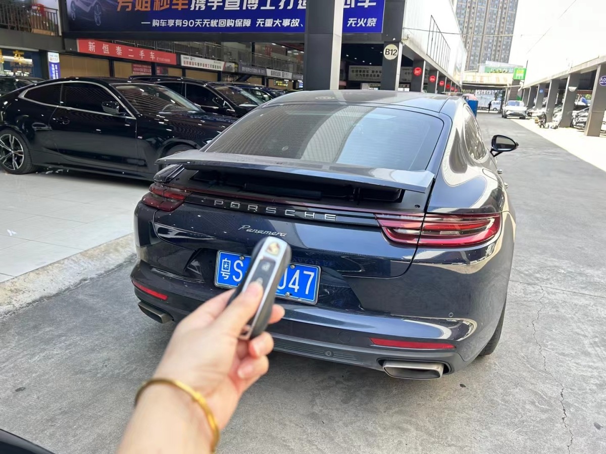 2020年7月保時(shí)捷 Panamera  2019款 Panamera 十周年紀(jì)念版 2.9T