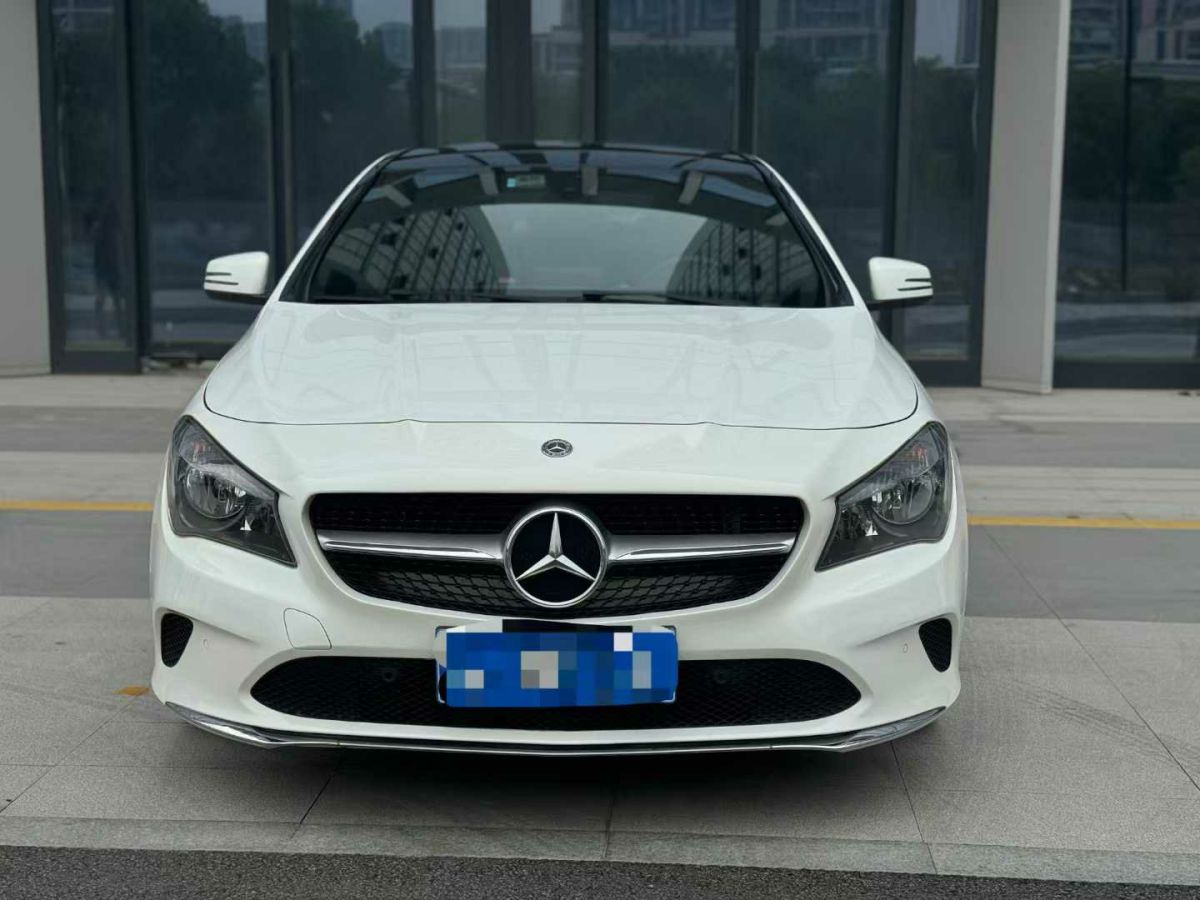 奔馳 奔馳CLA級  2018款 CLA 180圖片