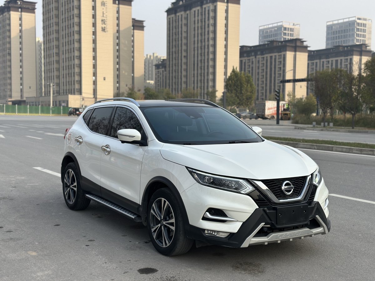 日產(chǎn) 逍客  2022款 2.0L CVT XV Prem.豪華版圖片