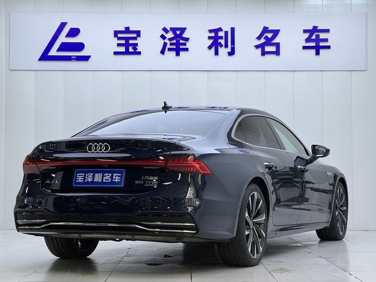 奧迪 奧迪A7L  2024款 55TFSI quattro S-line 志遠(yuǎn)型 流晶套裝圖片