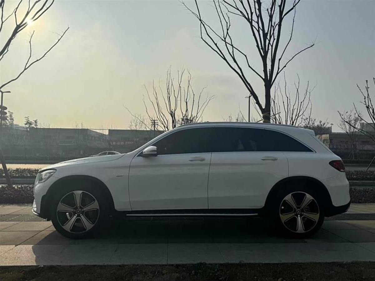 奔馳 奔馳GLC  2018款 改款 GLC 300 4MATIC 動感型圖片