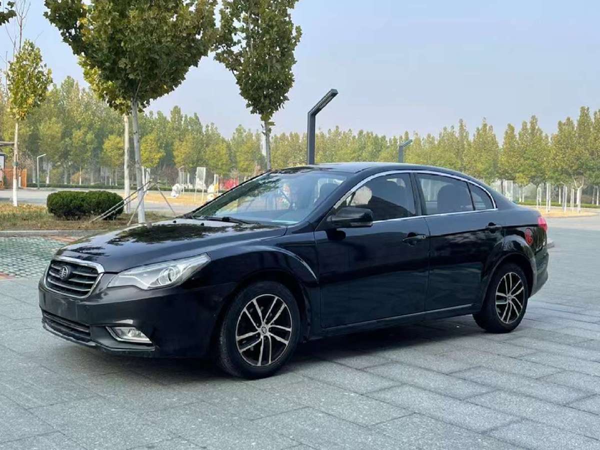 奔騰 B50  2013款 1.6L 手動(dòng)舒適型圖片