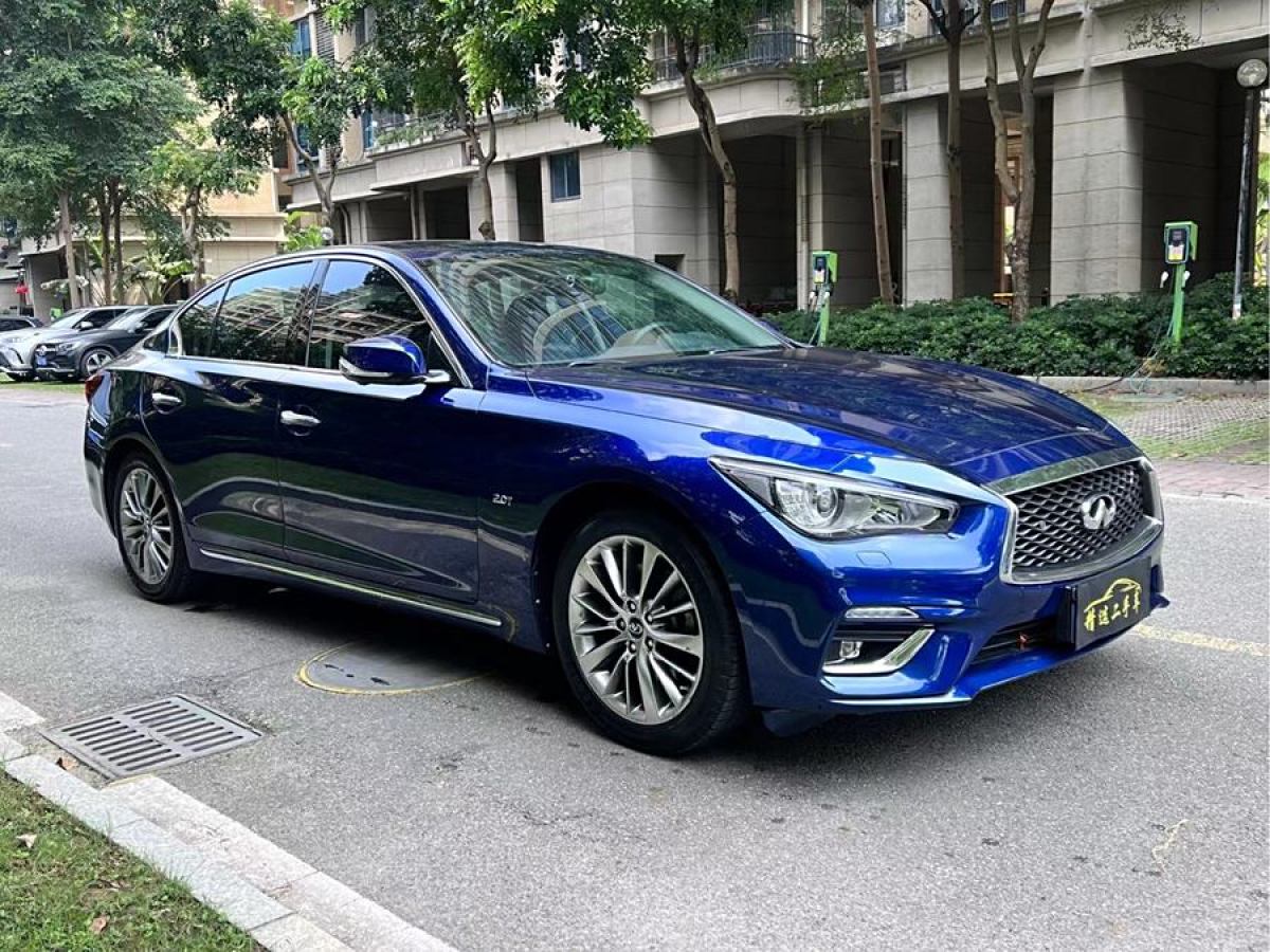 英菲尼迪 Q50L  2018款 2.0T 進(jìn)享版 國(guó)VI圖片