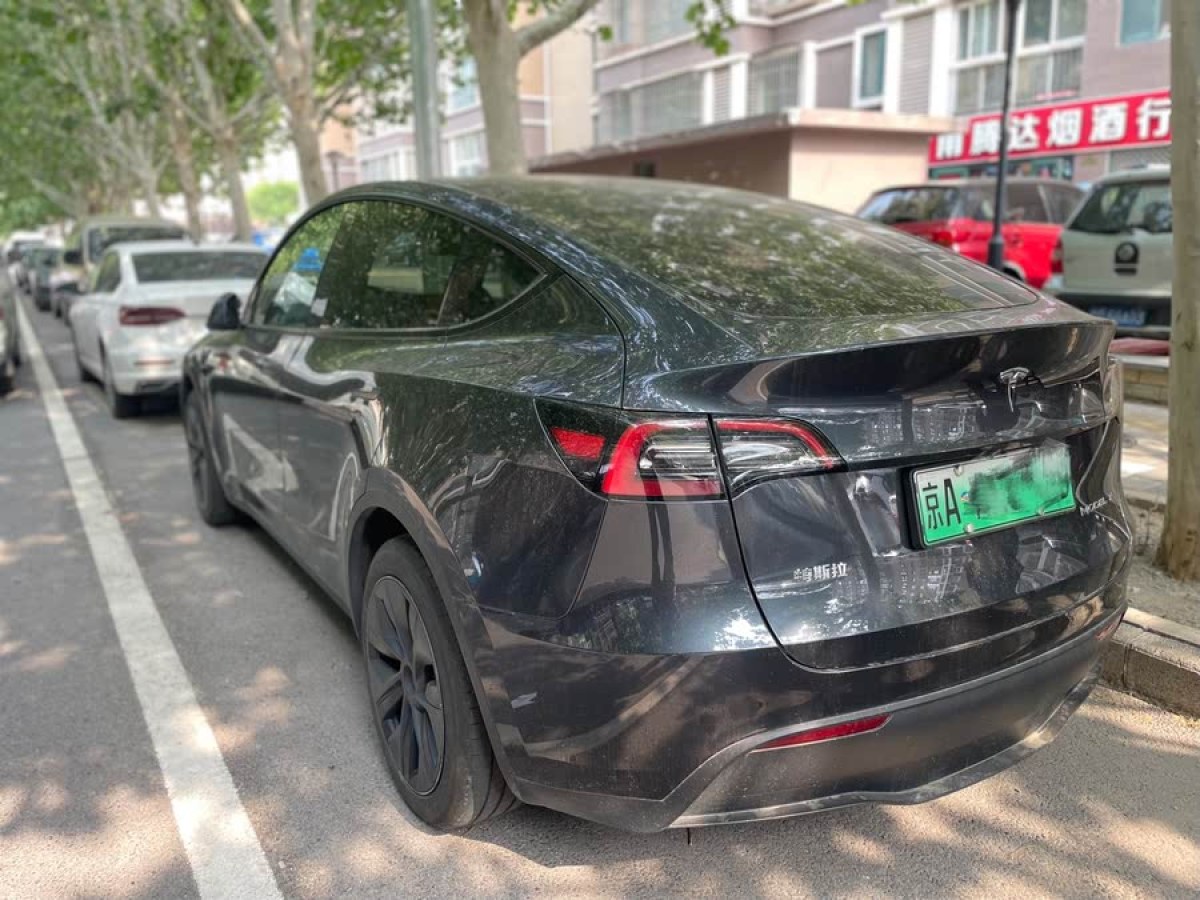 特斯拉 Model Y  2024款 后輪驅(qū)動版圖片