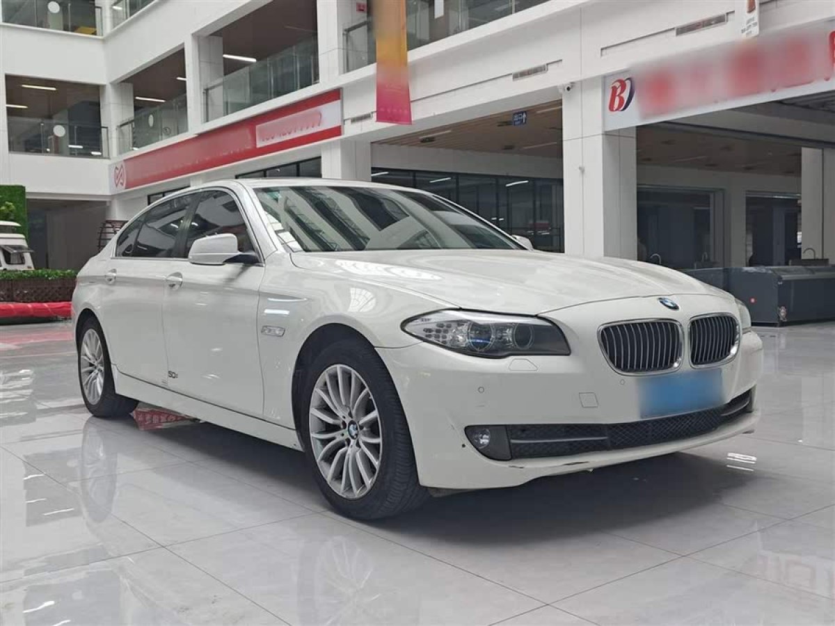 寶馬 寶馬5系  2013款 530Li 領(lǐng)先型圖片