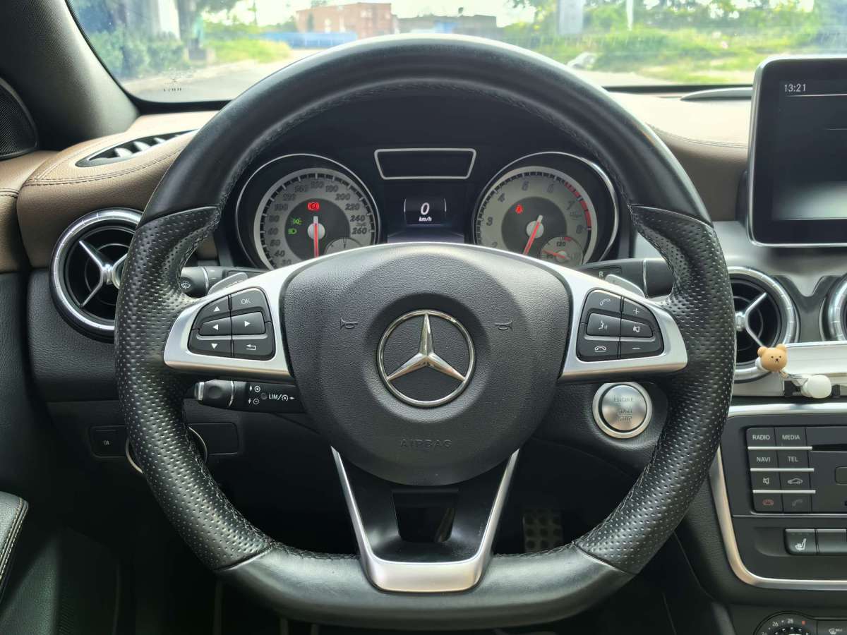 2015年11月奔馳 奔馳CLA級  2014款 CLA 260 4MATIC