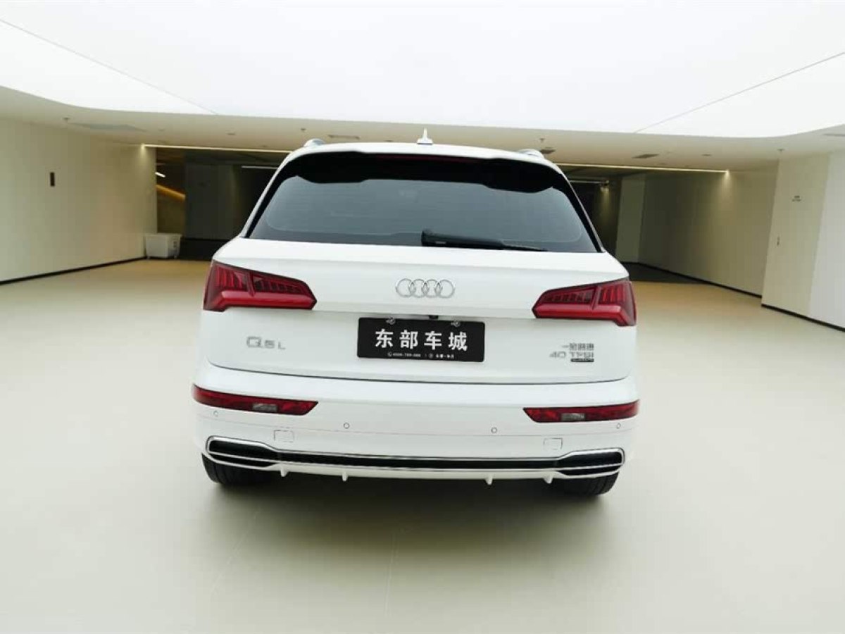 奧迪 奧迪Q5L  2018款  40 TFSI 榮享時(shí)尚型 國(guó)VI圖片