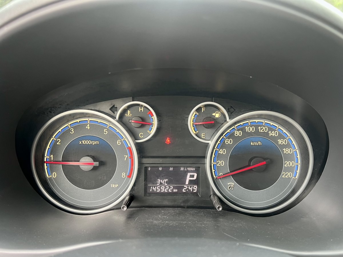 鈴木 天語  2012款 SX4 1.6L 兩廂銳騎型圖片