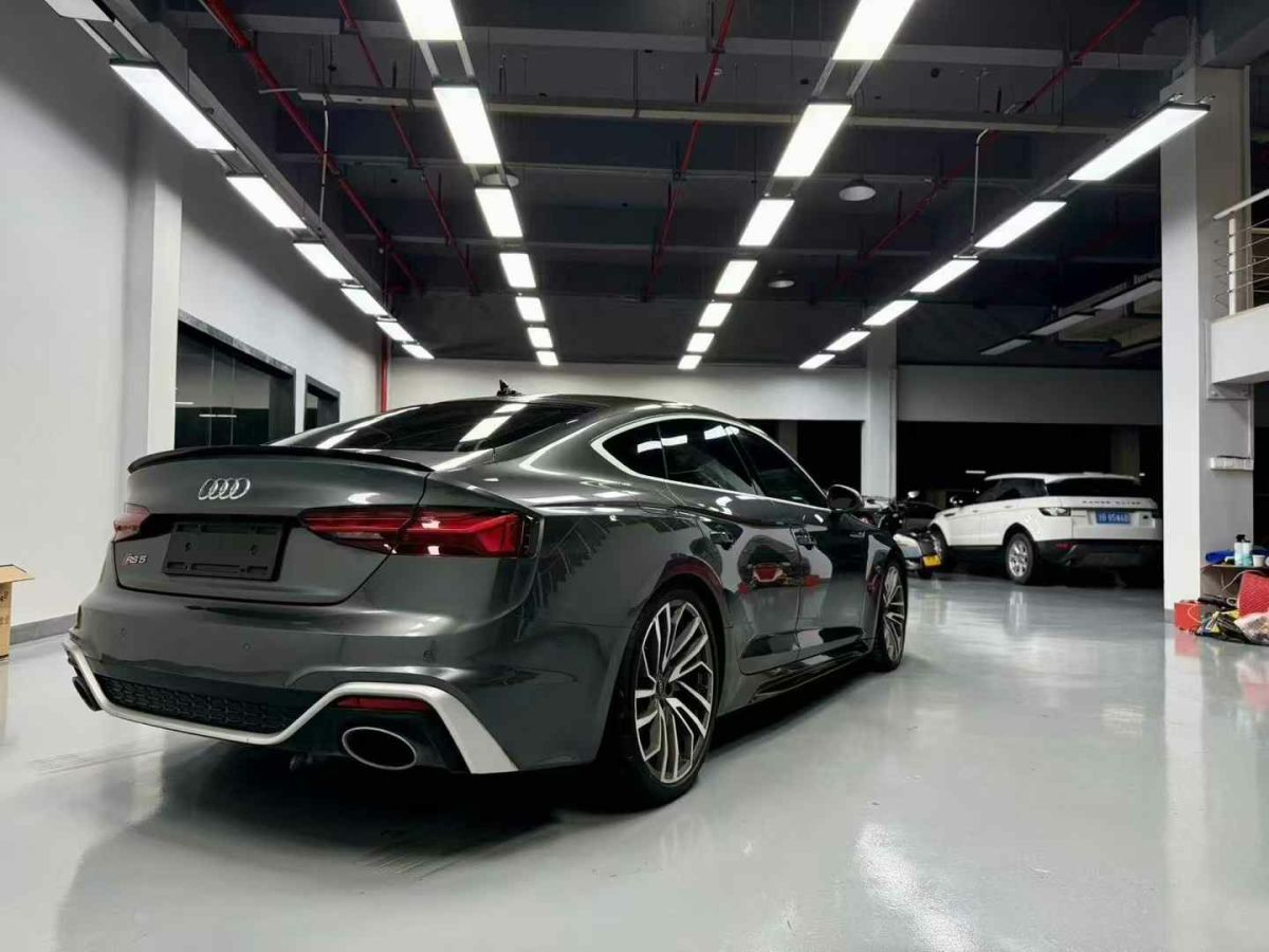 奧迪 奧迪RS 5  2021款 RS5 Coupe 暗金版圖片