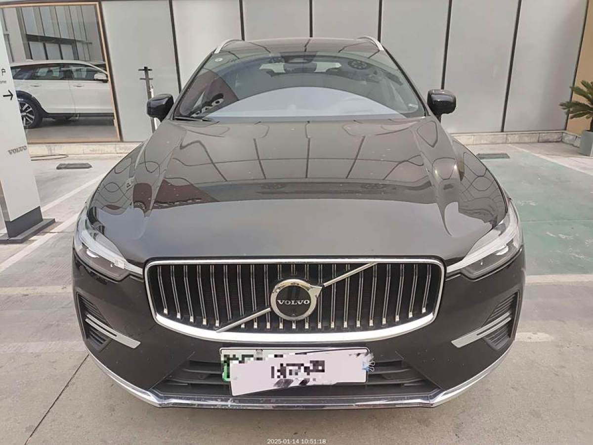 沃爾沃 XC60新能源  2024款 T8 插電混動(dòng) 長(zhǎng)續(xù)航四驅(qū)智雅豪華版圖片