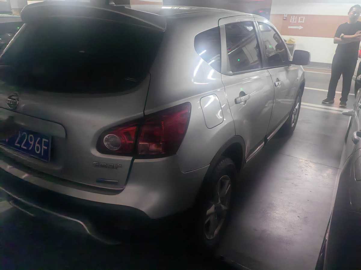 日產(chǎn) 逍客  2010款 20S火 CVT 2WD圖片