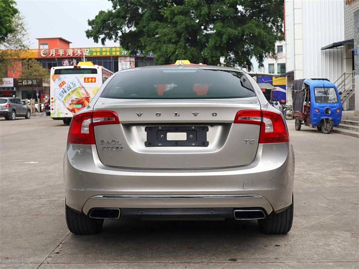 沃爾沃 S60  2016款 S60L 2.0T T5 智馭版圖片