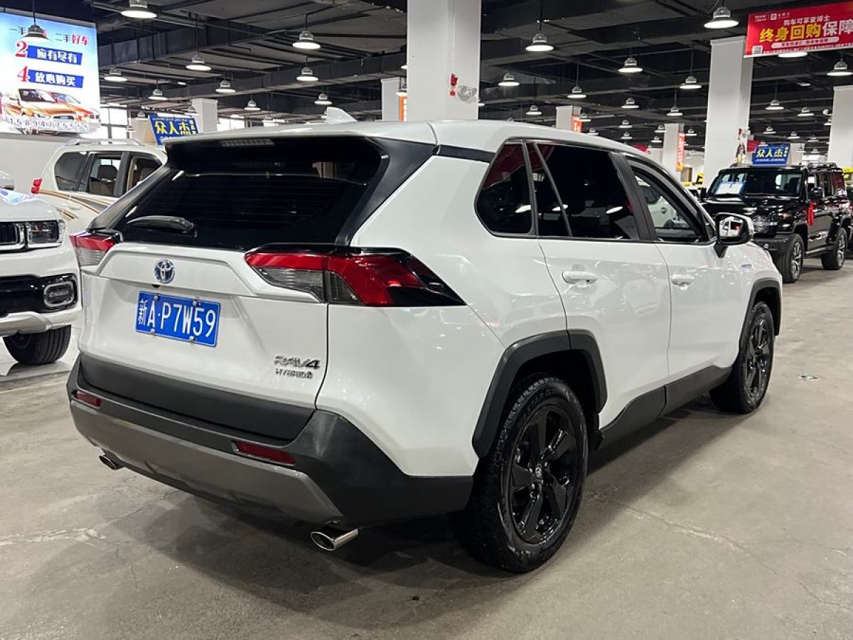 豐田 RAV4榮放  2023款 雙擎 2.5L E-CVT四驅(qū)精英Plus版圖片