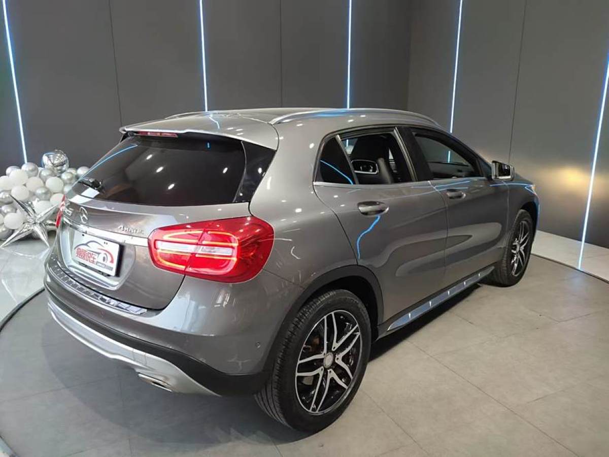 奔馳 奔馳GLA  2015款 GLA 220 4MATIC 時尚型圖片