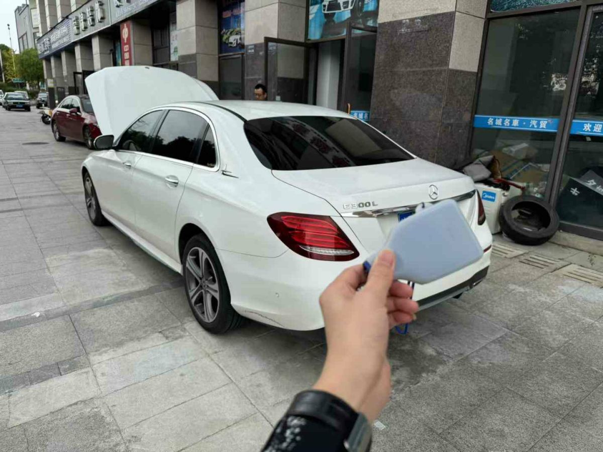 2017年1月奔馳 奔馳E級  2017款 E 320 L 4MATIC