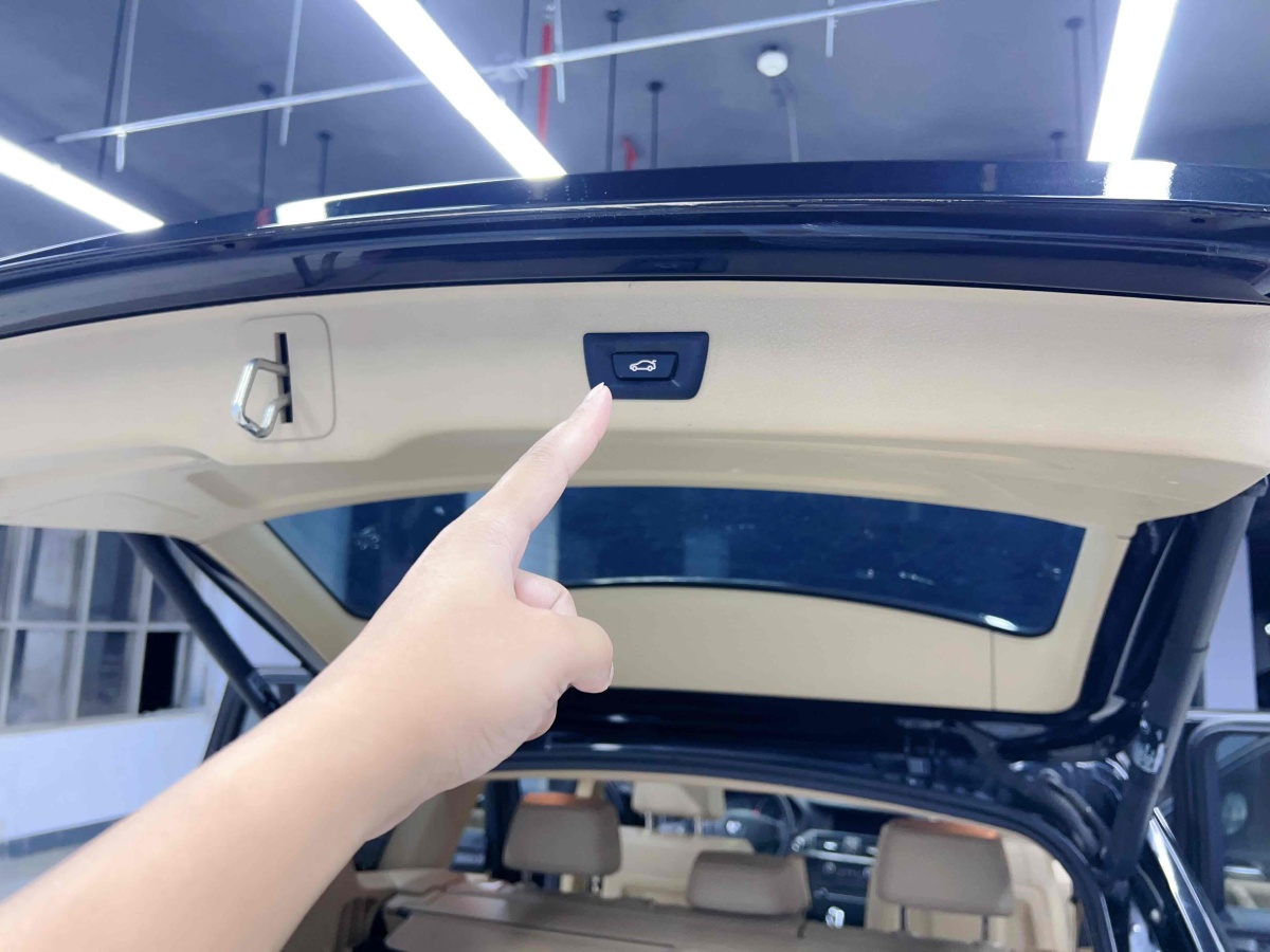 寶馬 寶馬X3  2013款 改款 xDrive20i 豪華型圖片