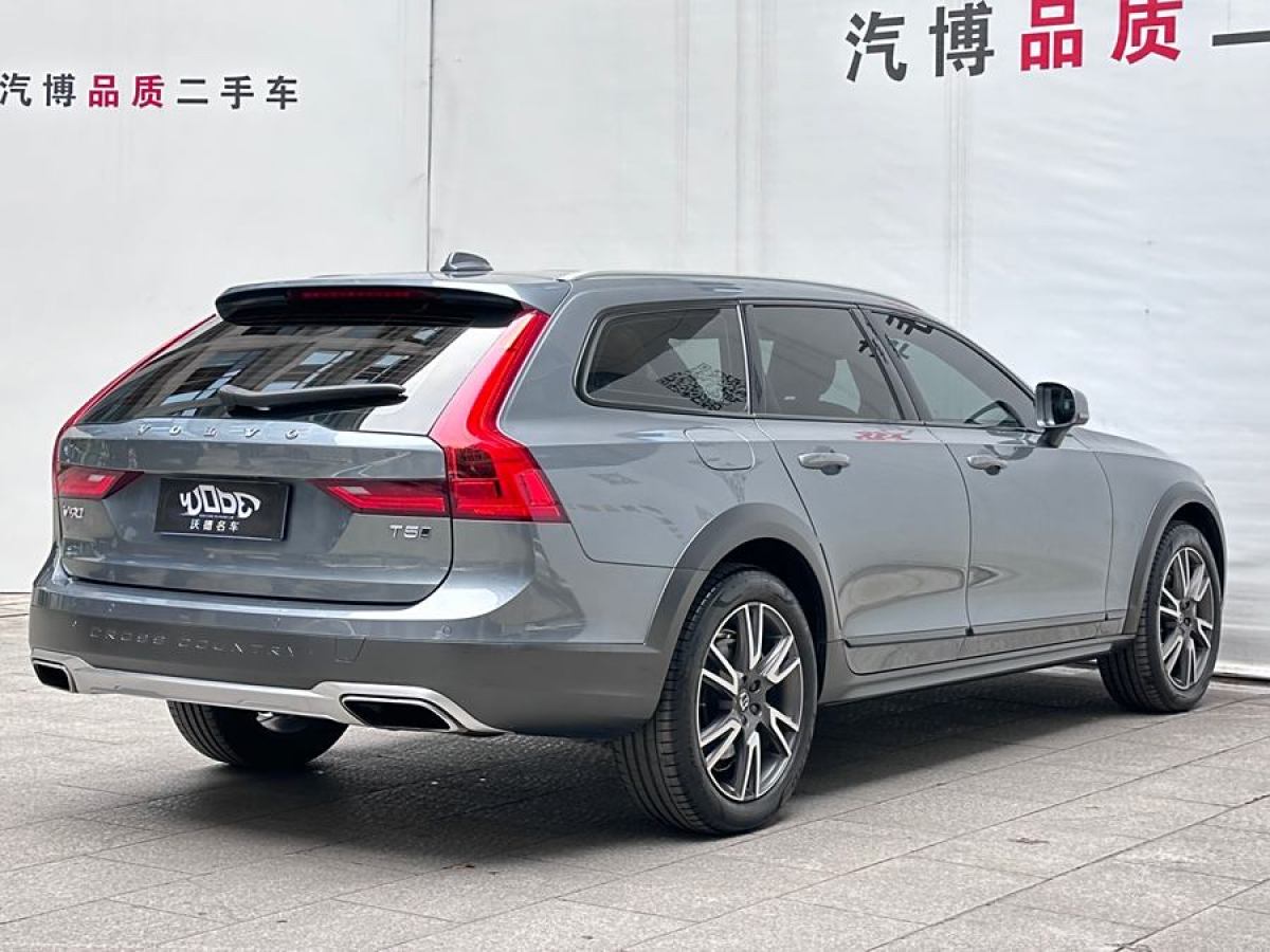 2019年11月沃爾沃 V90  2020款 Cross Country T5 AWD 智遠(yuǎn)版