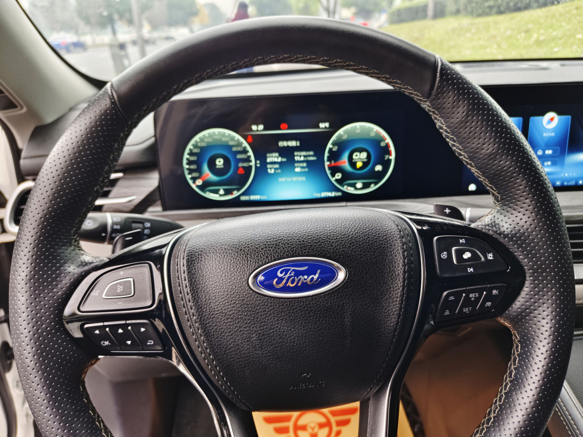 福特 領(lǐng)裕  2023款 EcoBoost 225 尊領(lǐng)型 7座（2/2/3）圖片