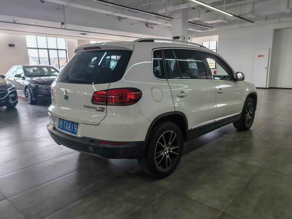 大眾 途觀  2013款 2.0TSI 自動四驅(qū)豪華版圖片