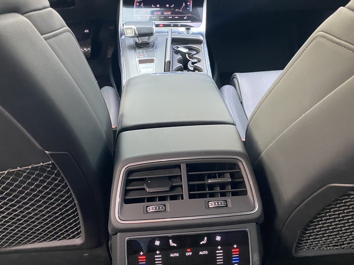 奥迪 奥迪A7  2019款 55 TFSI quattro 动感型图片