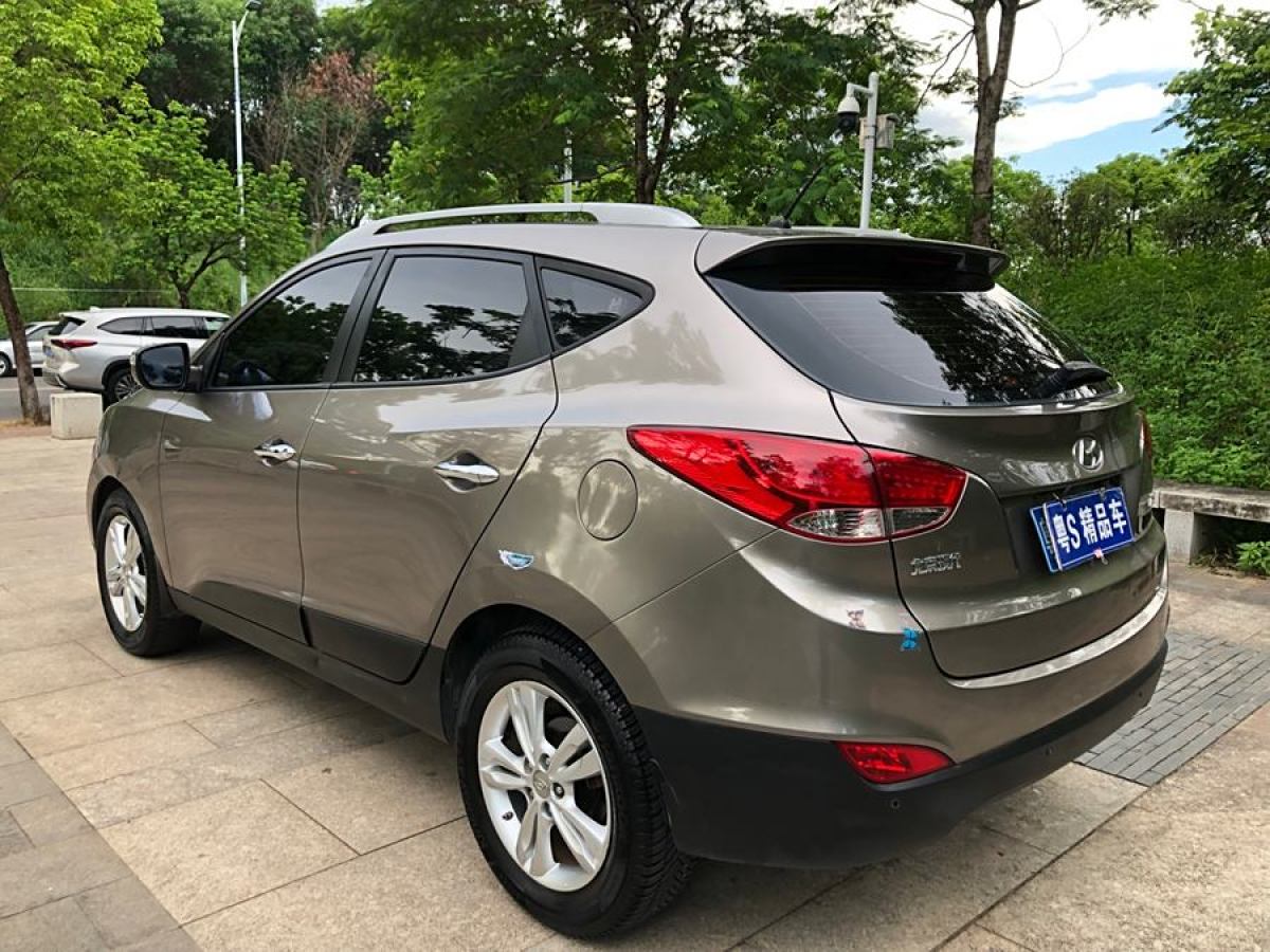 現(xiàn)代 ix35  2012款 2.0L 自動兩驅精英版GLS圖片