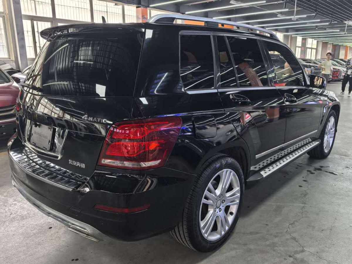 奔馳 奔馳GLK級(jí)  2015款 GLK 260 4MATIC 動(dòng)感型 極致版圖片