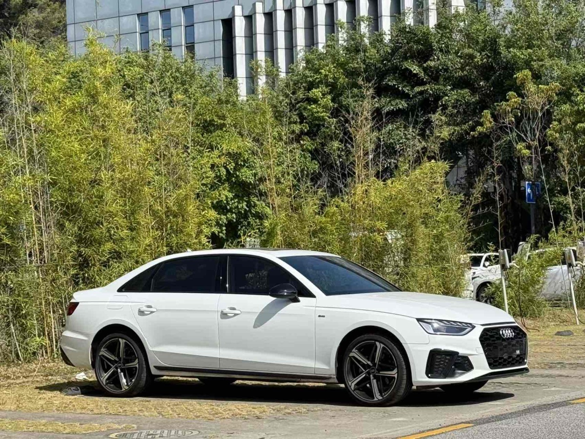 2024年3月奧迪 奧迪A4L  2024款 40 TFSI 豪華動感型