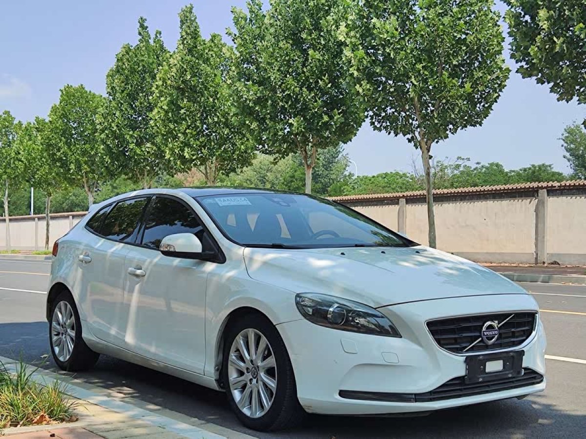 沃爾沃 V40  2015款 1.6T 智逸版圖片