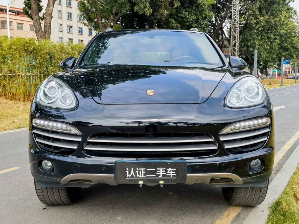 保時(shí)捷 Cayenne  2014款 Cayenne Platinum Edition 3.0T圖片