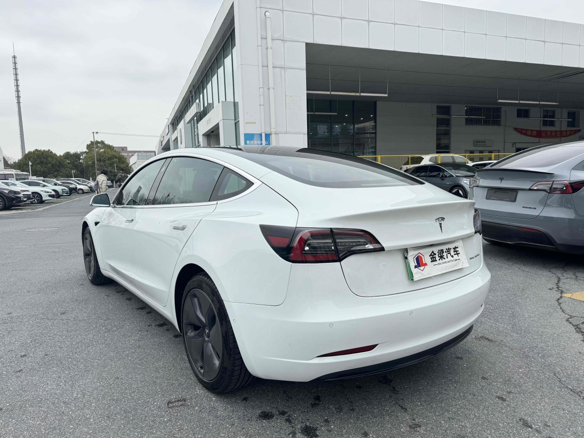 特斯拉 Model 3  2019款 長續(xù)航全輪驅(qū)動版圖片